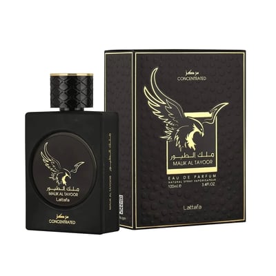 Lattafa Malik Al Tayoor Concentrated 100ml — Black perfume bottle and its black textured box with a golden eagle emblem and Arabic text, set against a white background. | Lattafa Malik Al Tayoor Concentrated 100ml — Botol minyak wangi hitam dan kotaknya yang bertekstur hitam dengan lambang helang emas dan teks Arab