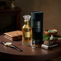 Velvet Oud atas meja grooming lelaki, vibe gentleman Malaysia