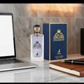 Kingsman di meja pejabat – minyak wangi lelaki profesional Malaysia