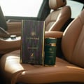 Sceptre Malachite atas kerusi kulit kereta, gaya premium lelaki Malaysia