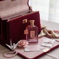 Rose Origami dalam handbag wanita dengan aksesori kertas – gaya elegan Malaysia